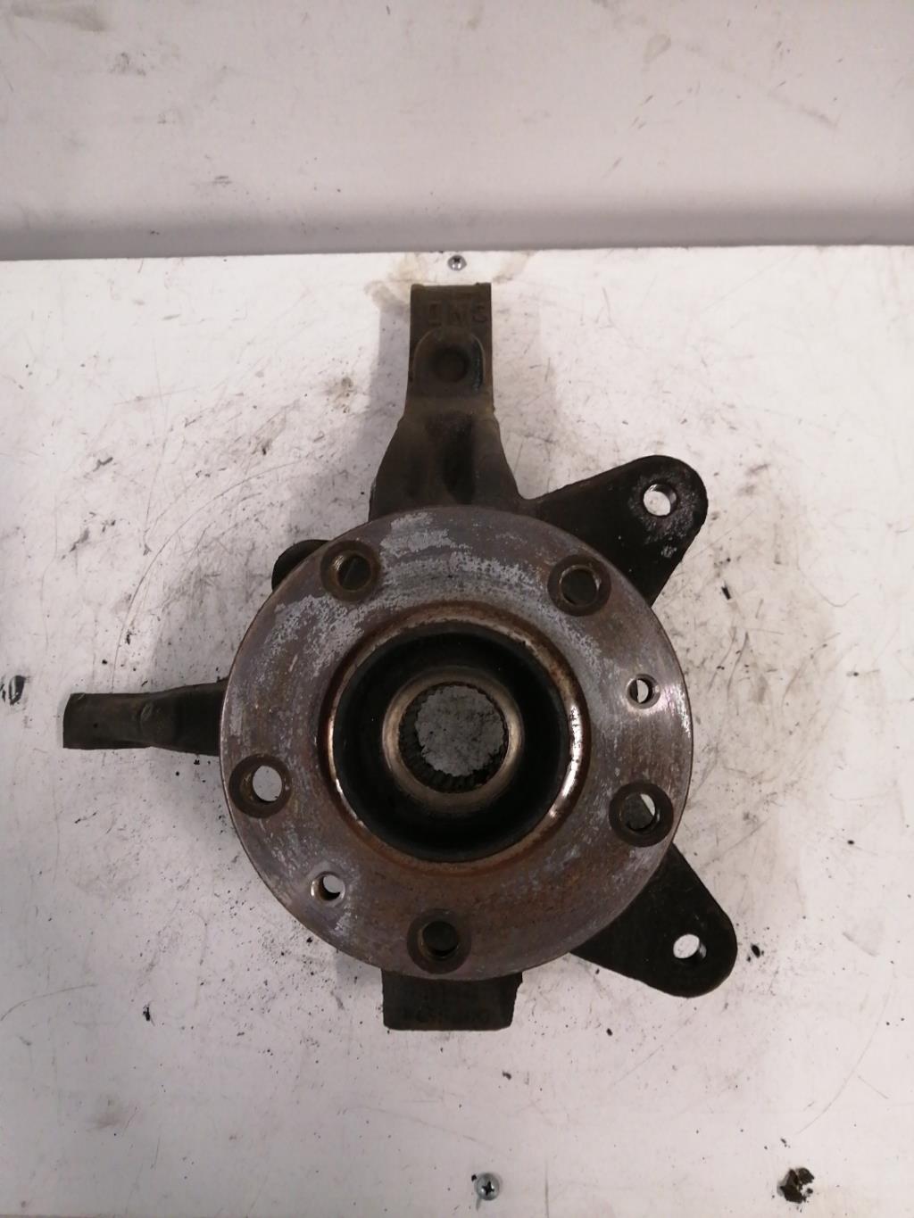 Moyeu avant droit RENAULT KANGOO 2 PHASE 1 Diesel - 1