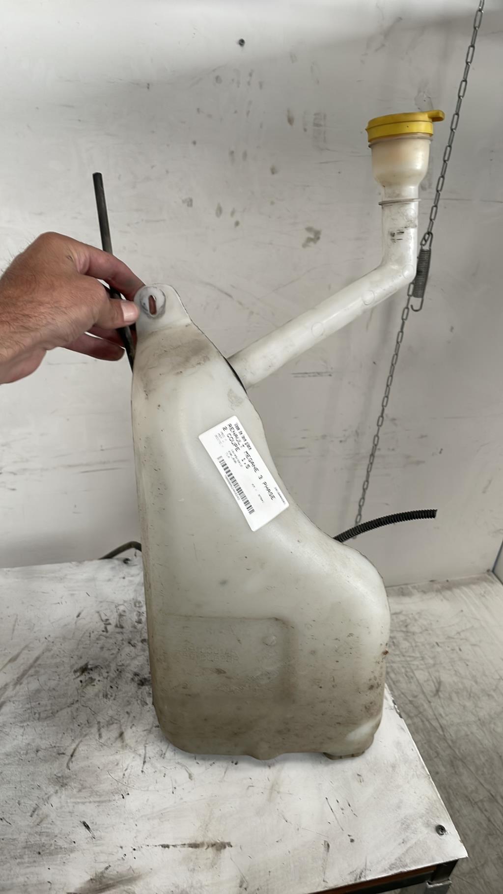 Vase de lave glace RENAULT MEGANE 3 PHASE 2 COUPE Diesel - 1