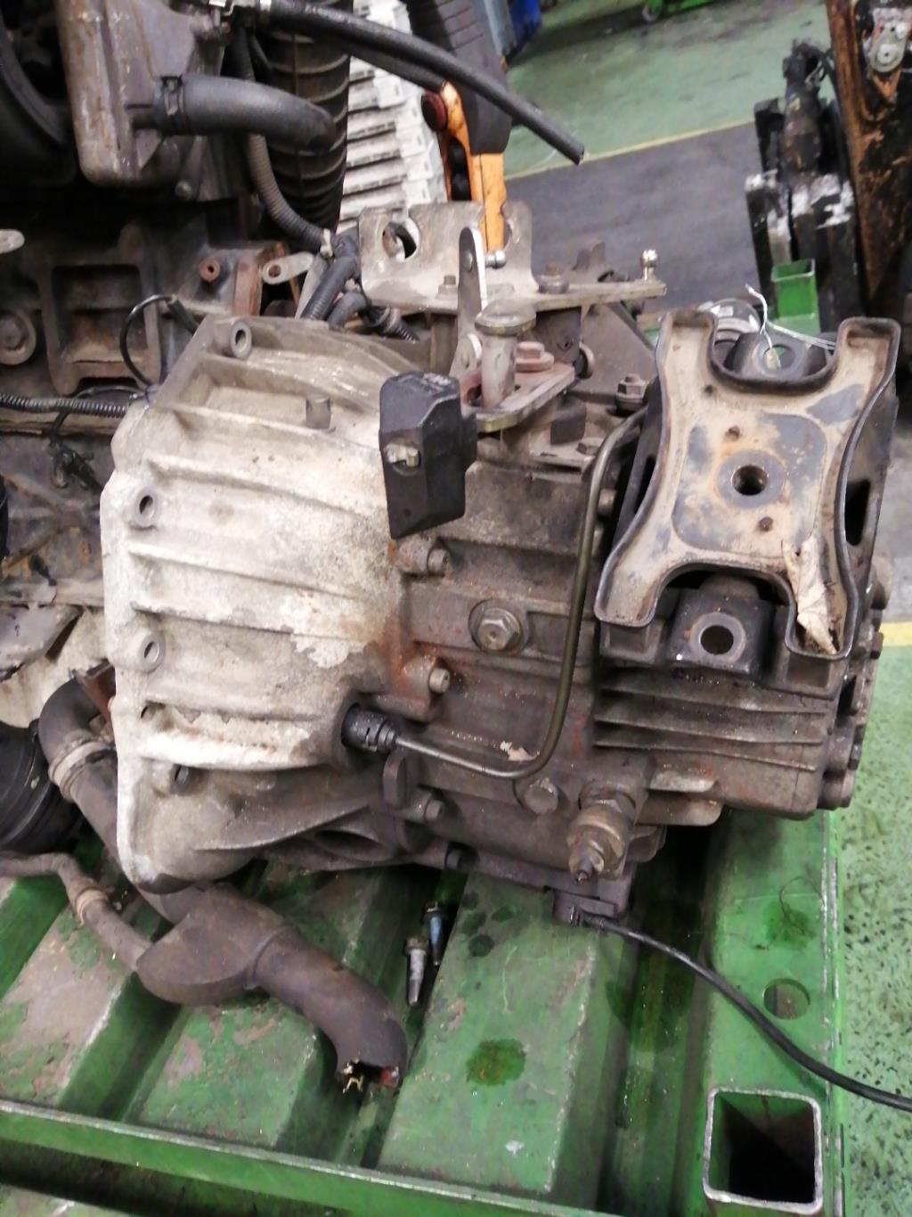 Boite de vitesses MERCEDES VITO 638 Diesel - 1