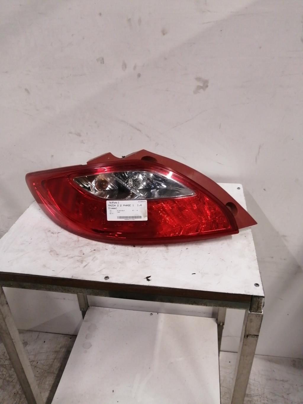 Feu arriere principal gauche (feux) MAZDA 2 2 PHASE 1 Diesel - 1