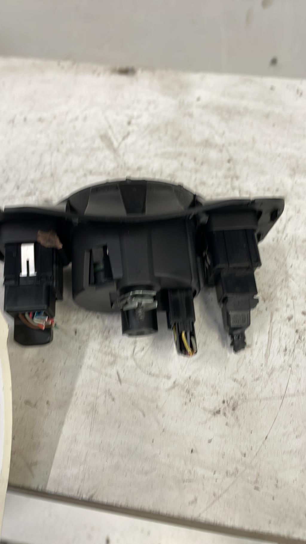 Commande de phare VOLKSWAGEN PASSAT 5 Diesel - 1