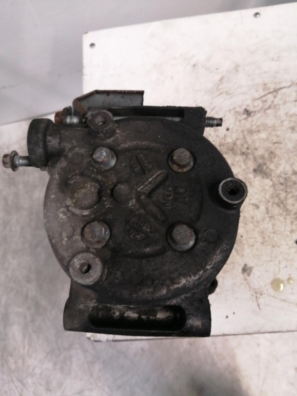 Compresseur clim FORD FIESTA 6 PHASE 1 Diesel - 1