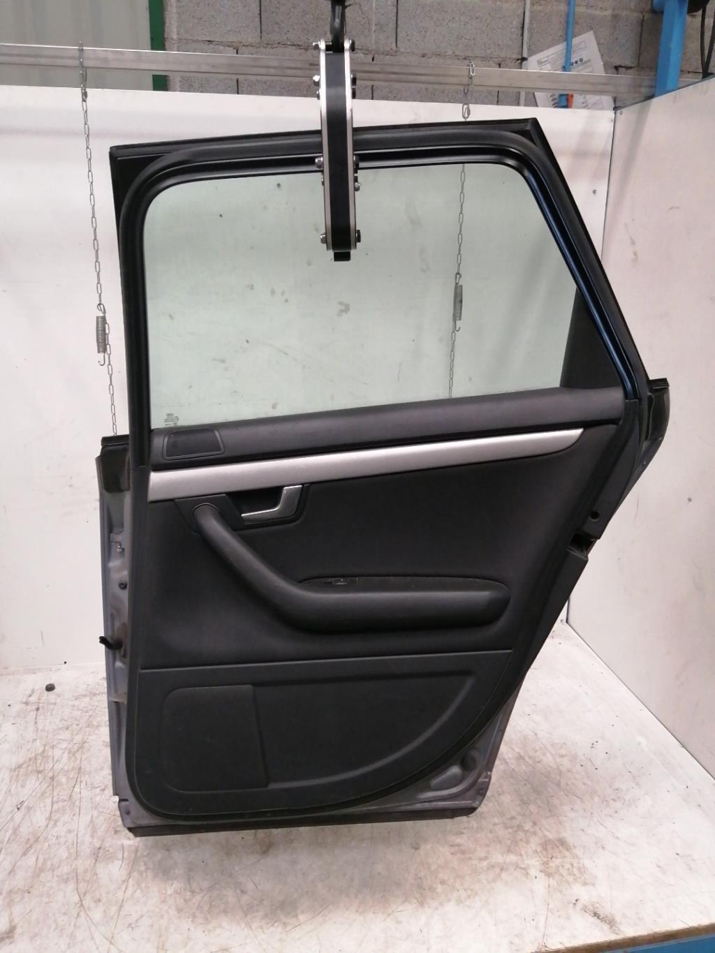 Porte arriere droit AUDI A4 2 AVANT PHASE 1 BREAK Diesel - 1