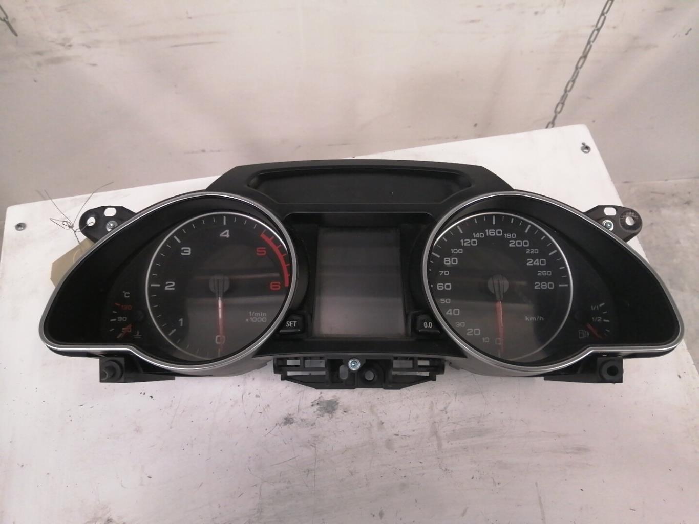Compteur AUDI A5 1 COUPE PHASE 1 Diesel - 1