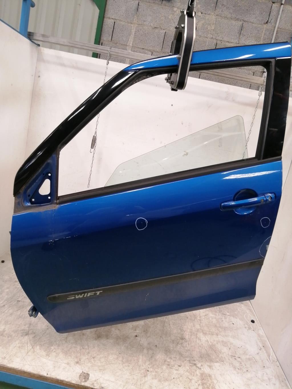 Porte avant gauche SUZUKI SWIFT 4 Essence - 1