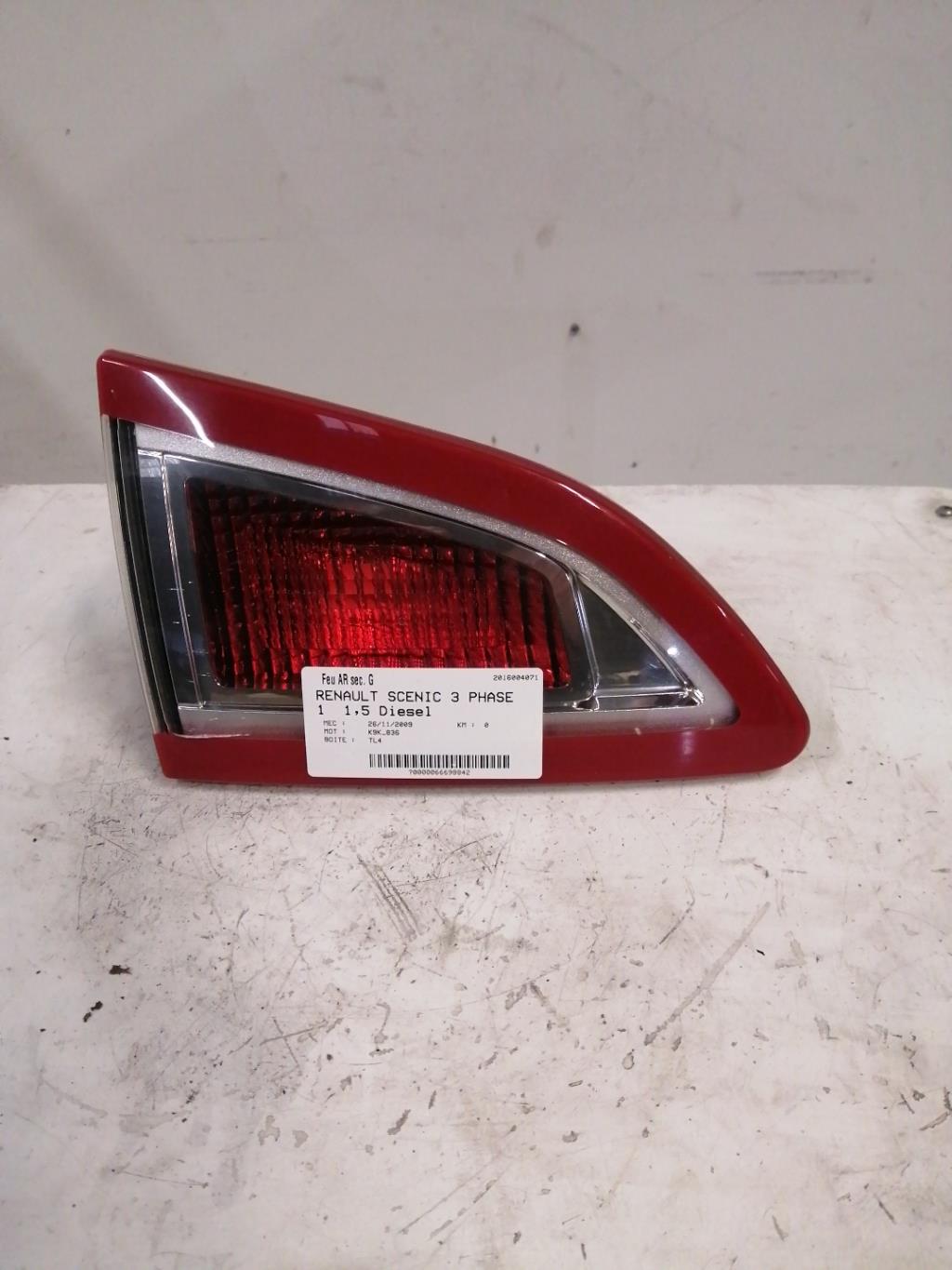 Feu arriere secondaire gauche (feux) RENAULT SCENIC 3 PHASE 1 Diesel - 1