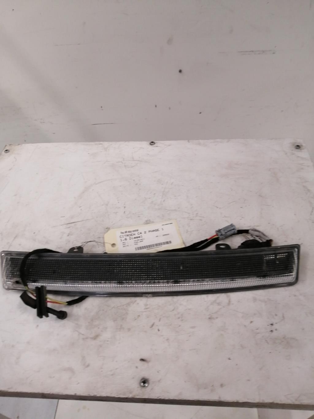 Feu arriere stop central CITROEN C4 2 PHASE 1 Diesel - 1