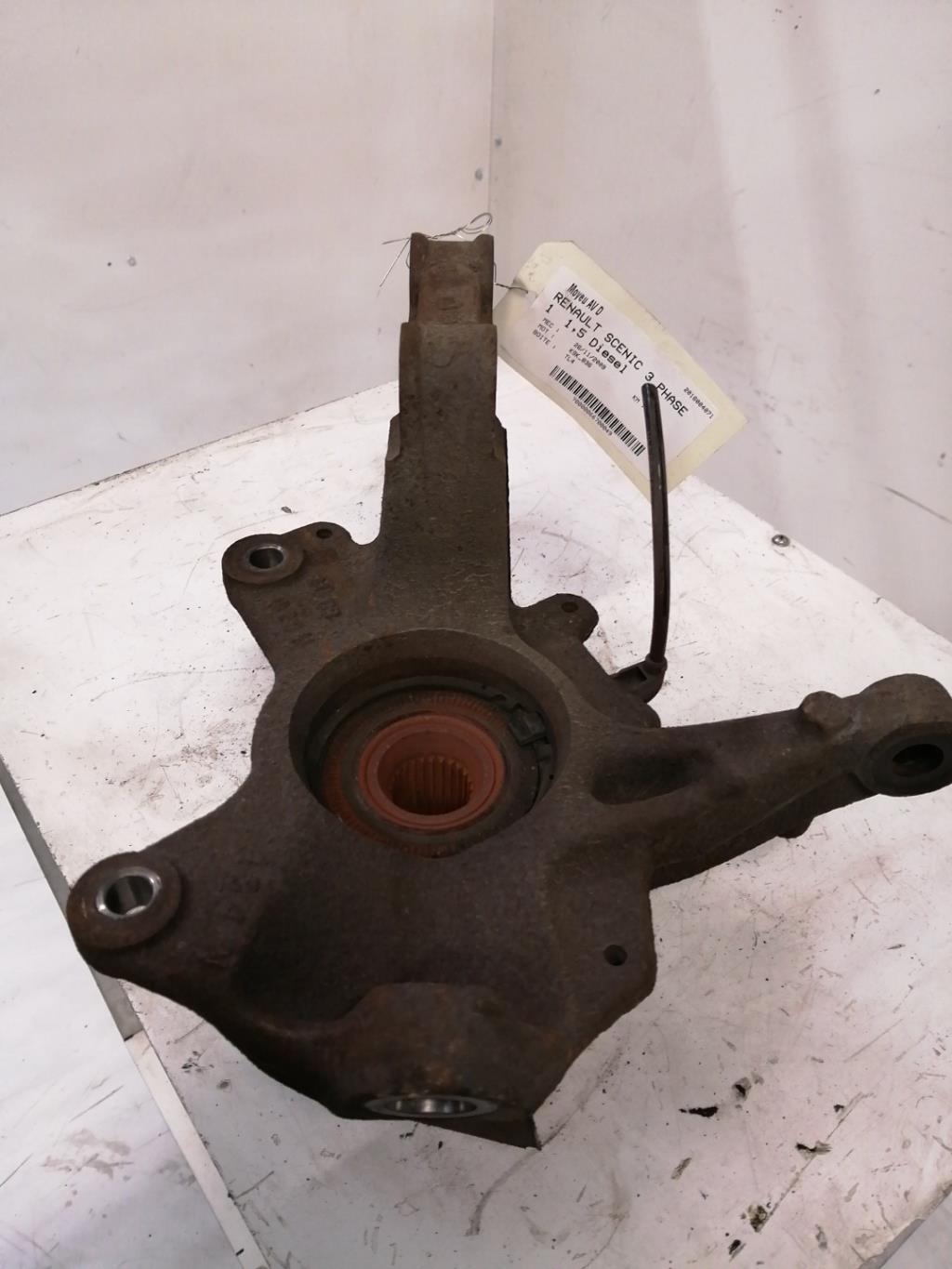 Moyeu avant droit RENAULT SCENIC 3 PHASE 1 Diesel - 1