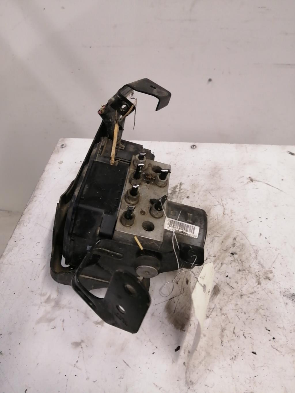 Bloc ABS (freins anti-blocage) MINI MINI 2 R55 CLUBMAN PHASE 1 BREAK Diesel - 1