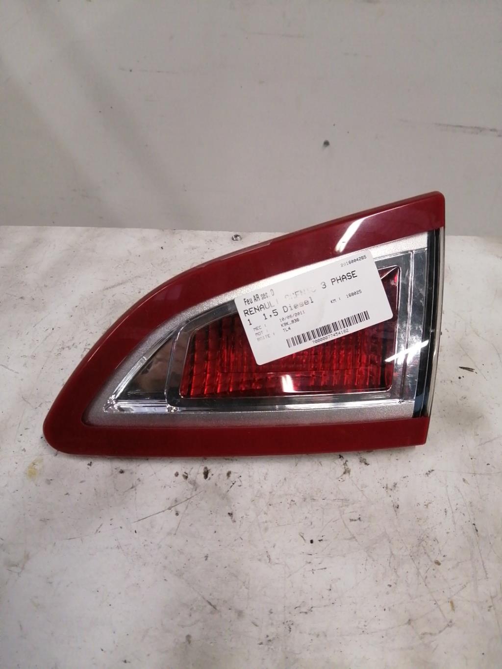 Feu arriere secondaire droit (feux) RENAULT SCENIC 3 PHASE 1 Diesel - 1