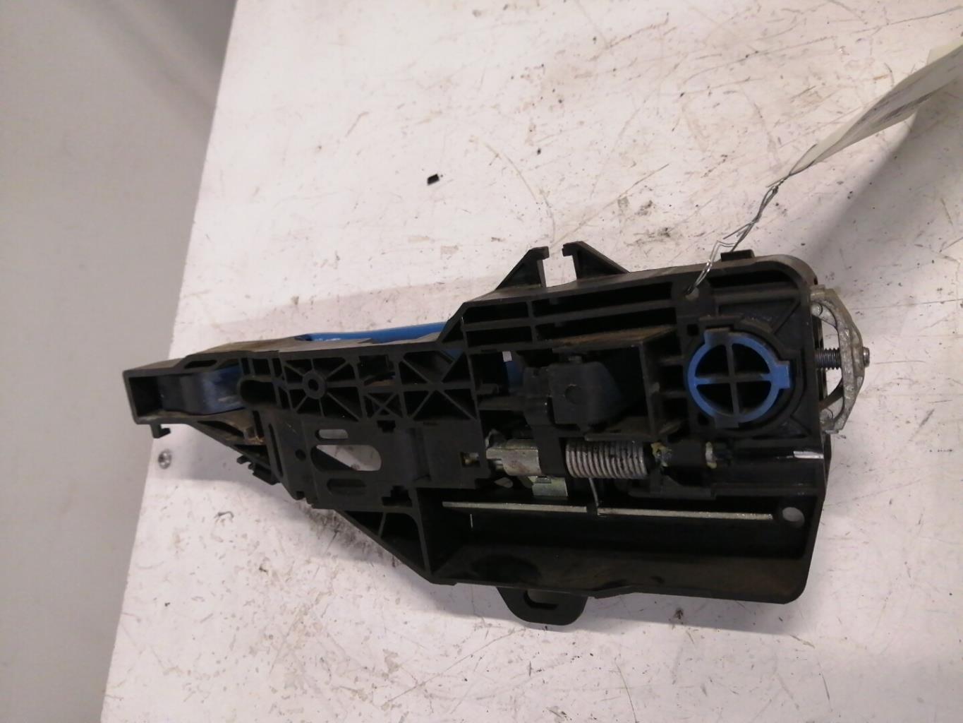 Poignee porte avant droit RENAULT CLIO 4 PHASE 1 Diesel - 1