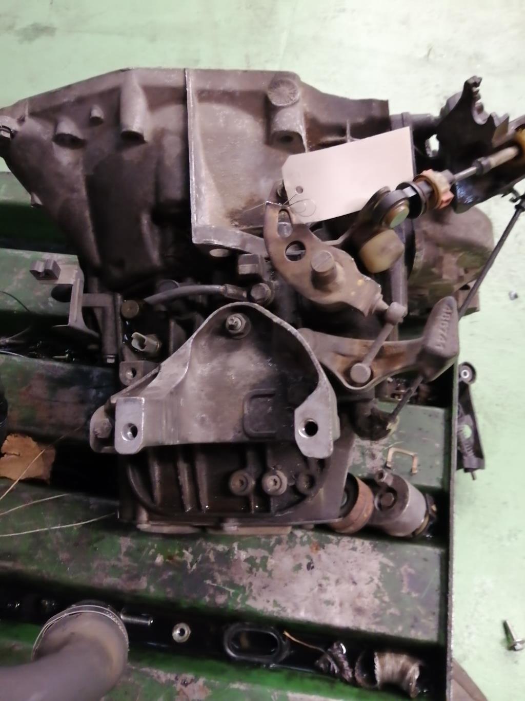 Boite de vitesses PEUGEOT 407 PHASE 1 Diesel - 1