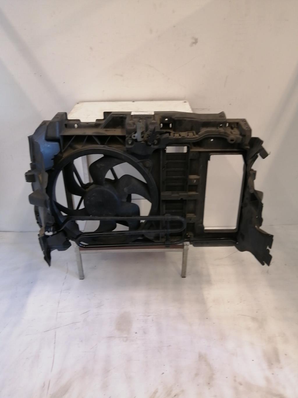 Face avant PEUGEOT 407 PHASE 1 Diesel - 1