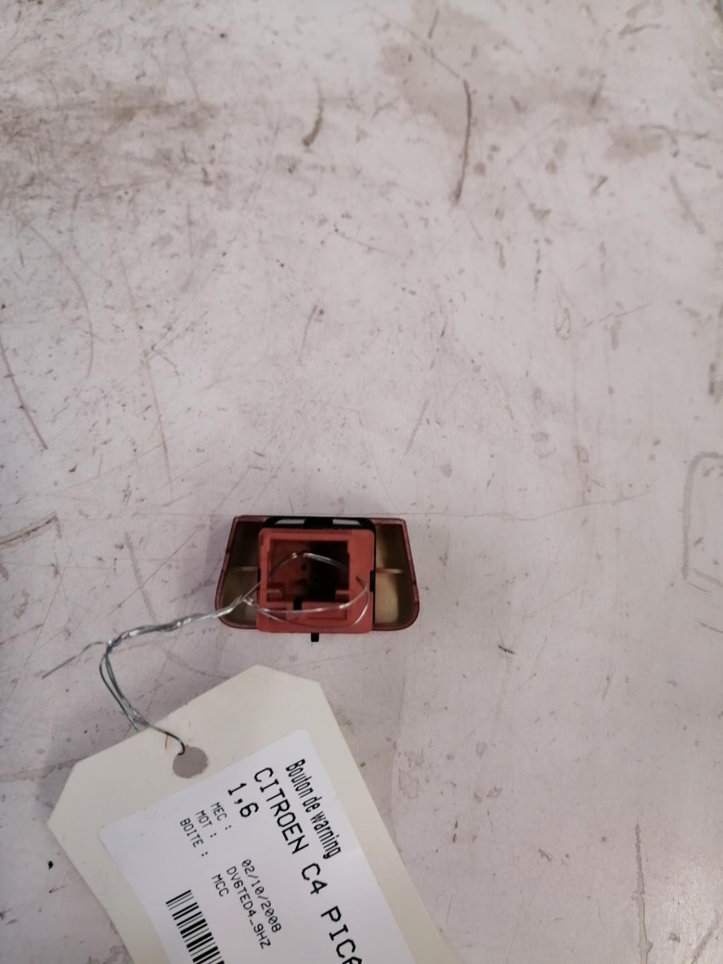 Bouton de warning CITROEN C4 PICASSO 1  - 1