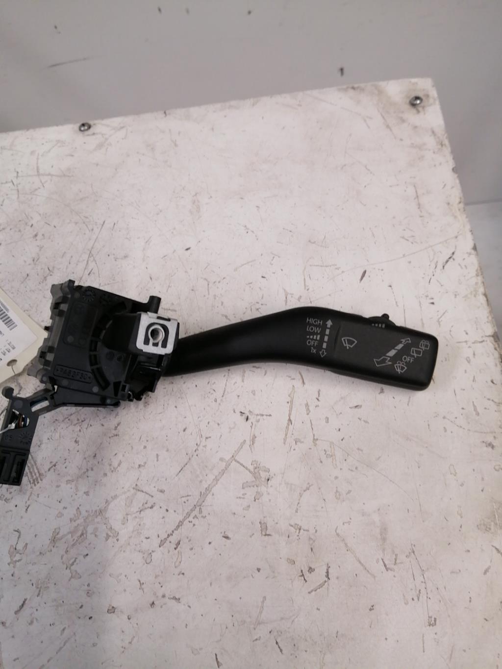 Commodo d'essuie glaces VOLKSWAGEN GOLF 6 Diesel - 1