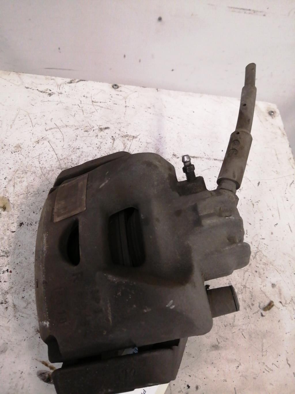 Etrier avant droit (freinage) CITROEN DS4 PHASE 1 Diesel - 1