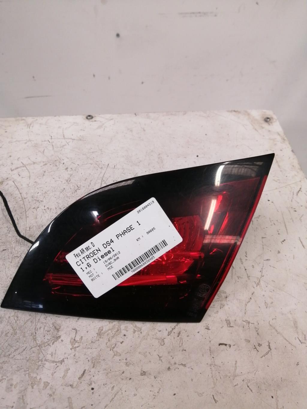 Feu arriere secondaire droit (feux) CITROEN DS4 PHASE 1 Diesel - 1