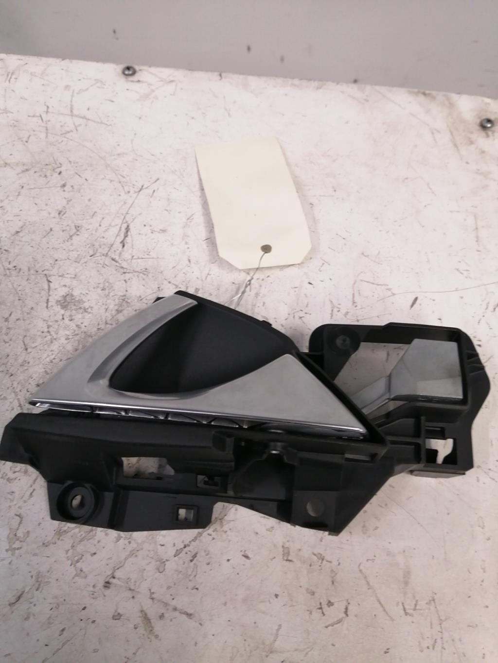Poignee interieur avant droit CITROEN DS5 PHASE 1  - 1