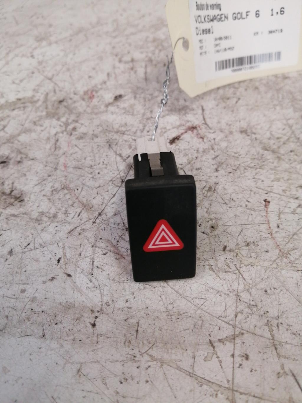 Bouton de warning VOLKSWAGEN GOLF 6 Diesel - 1