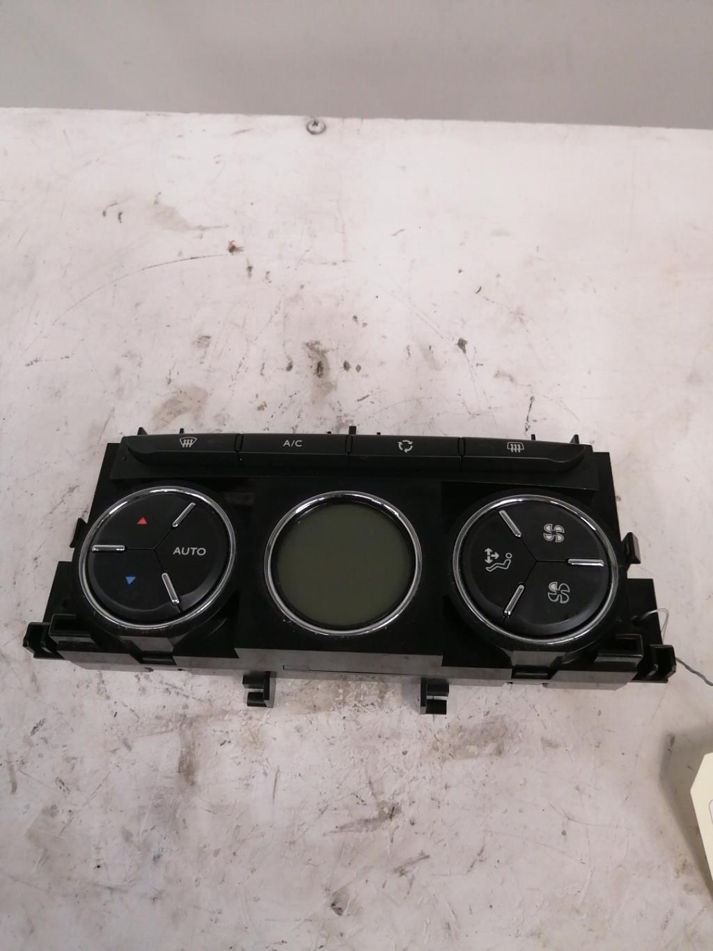 Commande chauffage CITROEN DS3 PHASE 1 Diesel - 1
