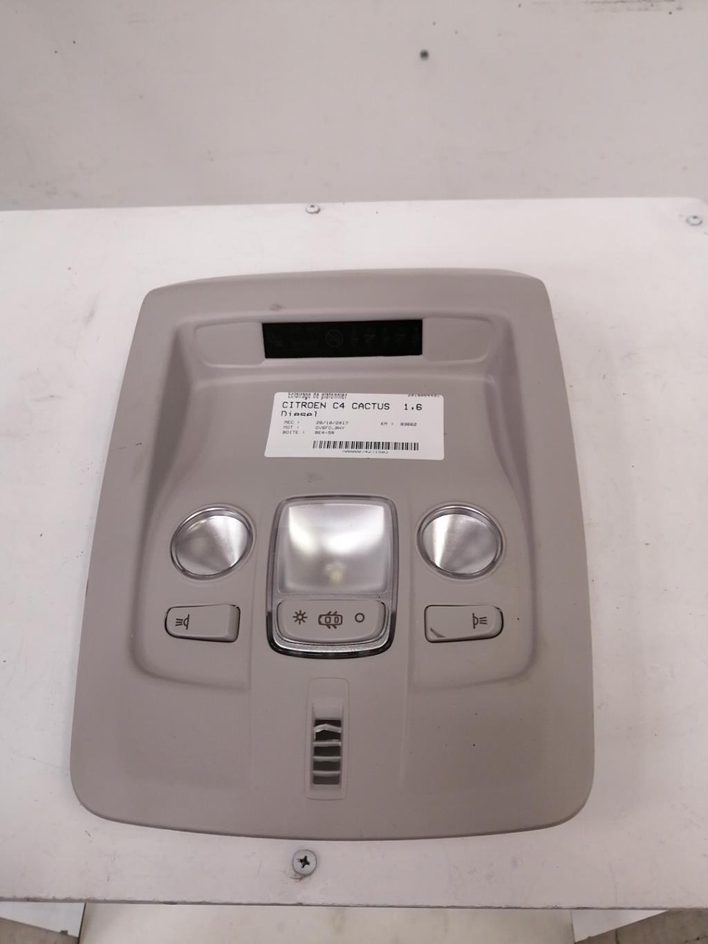 Eclairage de plafonnier CITROEN C4 CACTUS Diesel - 1
