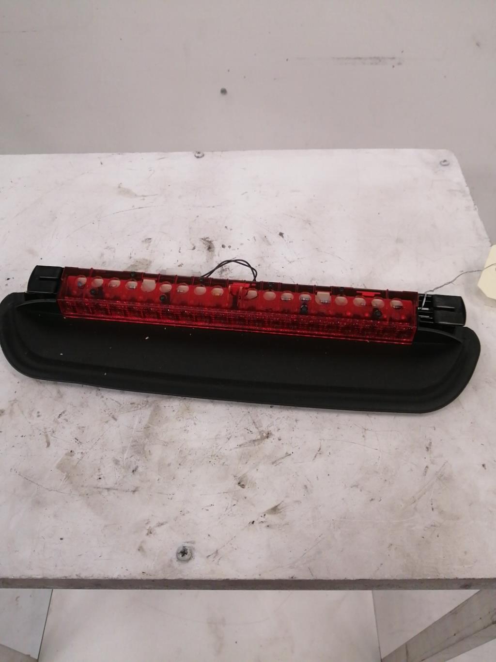 Feu arriere stop central BMW SERIE 3 E90 PHASE 2 Diesel - 1