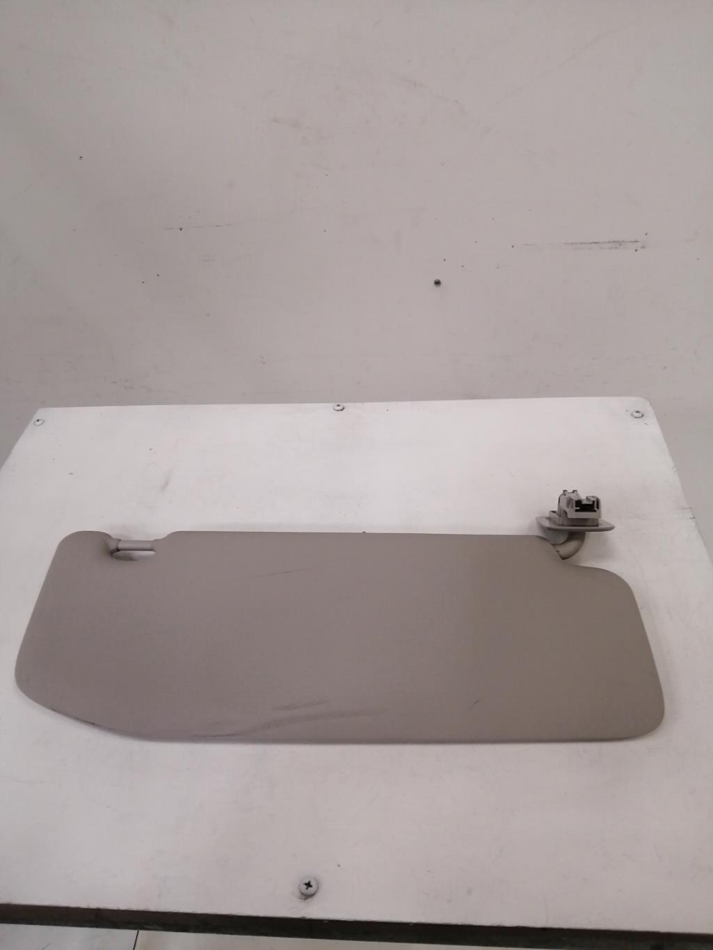 Pare soleil gauche CITROEN C4 CACTUS Diesel - 1