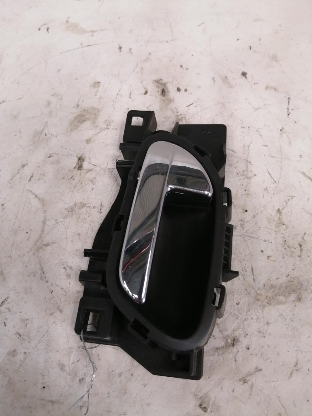 Poignee interieur avant gauche CITROEN DS3 PHASE 1 Diesel - 1