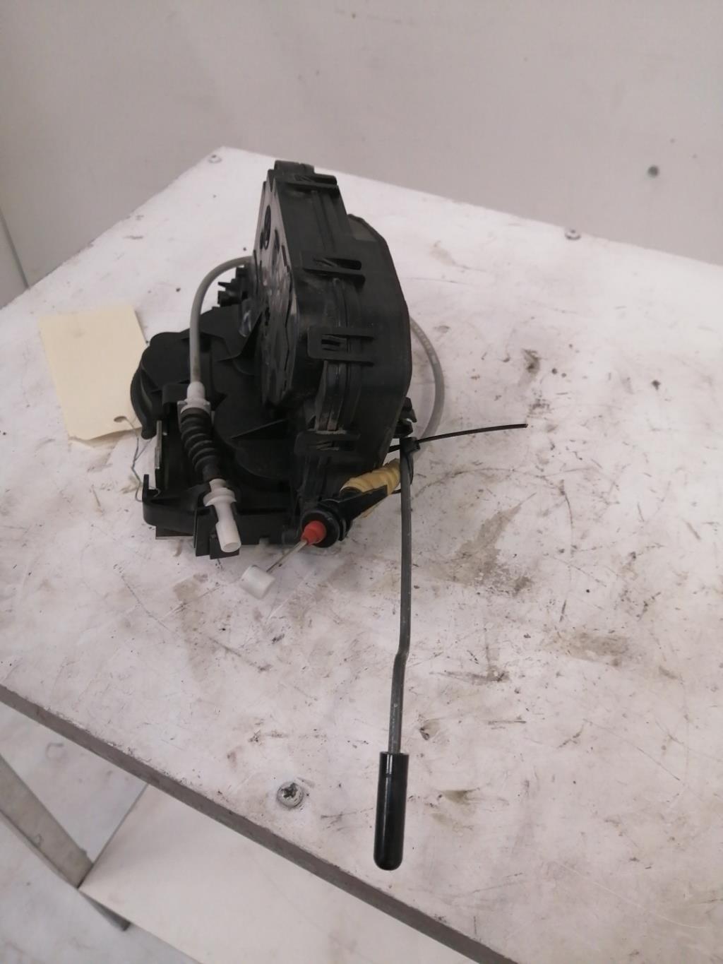 Serrure arriere droit BMW SERIE 3 E90 PHASE 2 Diesel - 1