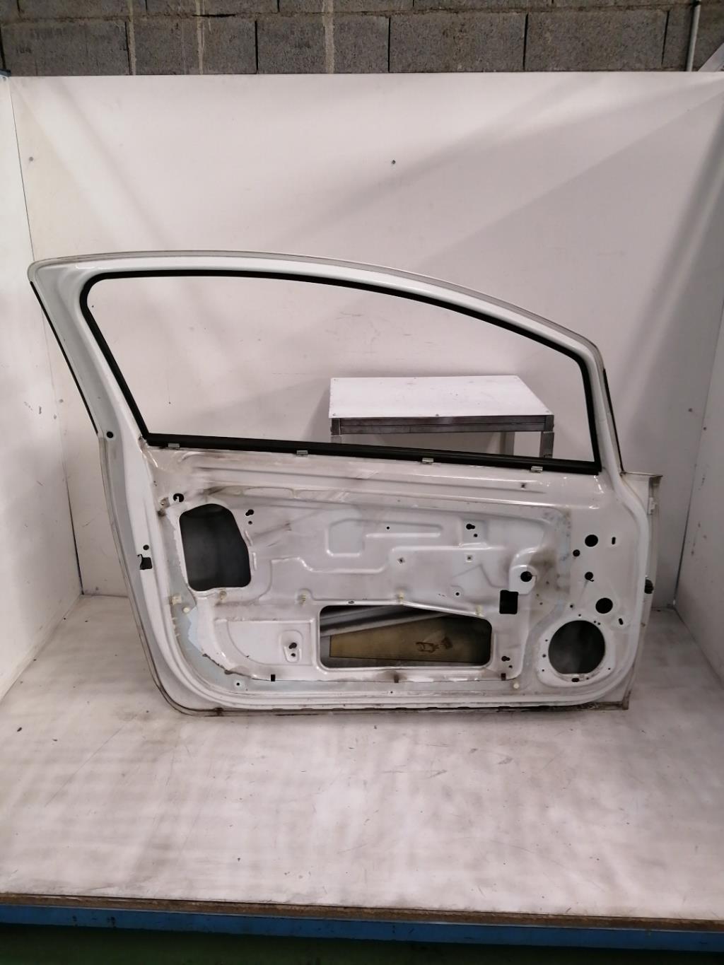 Porte avant gauche OPEL CORSA D PHASE 2  - 1