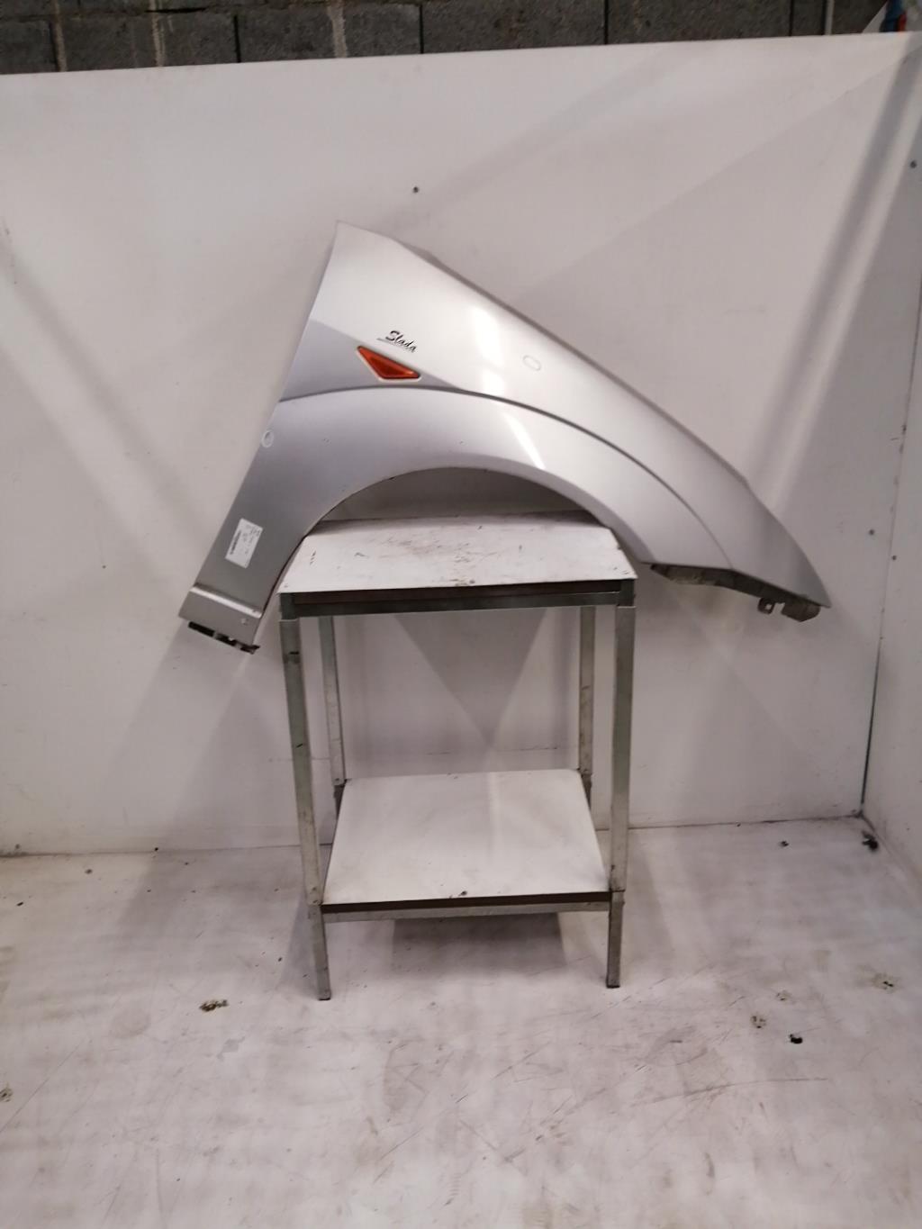 Aile avant droit FORD FOCUS 1 Diesel - 1