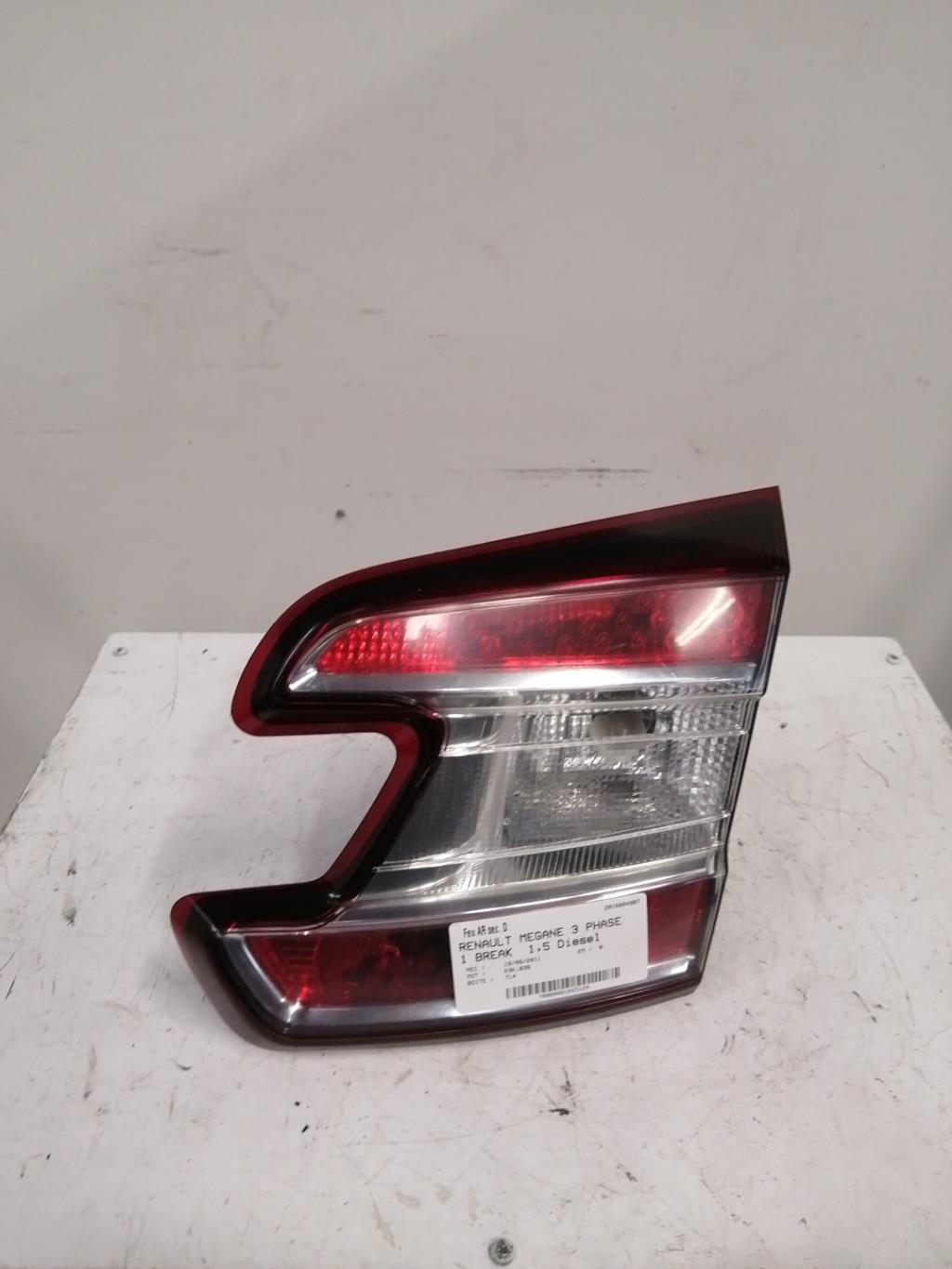 Feu arriere secondaire droit (feux) RENAULT MEGANE 3 PHASE 1 BREAK Diesel - 1