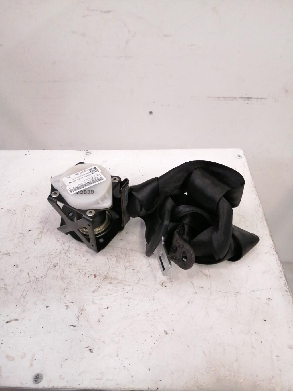 Ceinture arriere gauche AUDI A1 1 PHASE 1 Essence - 1