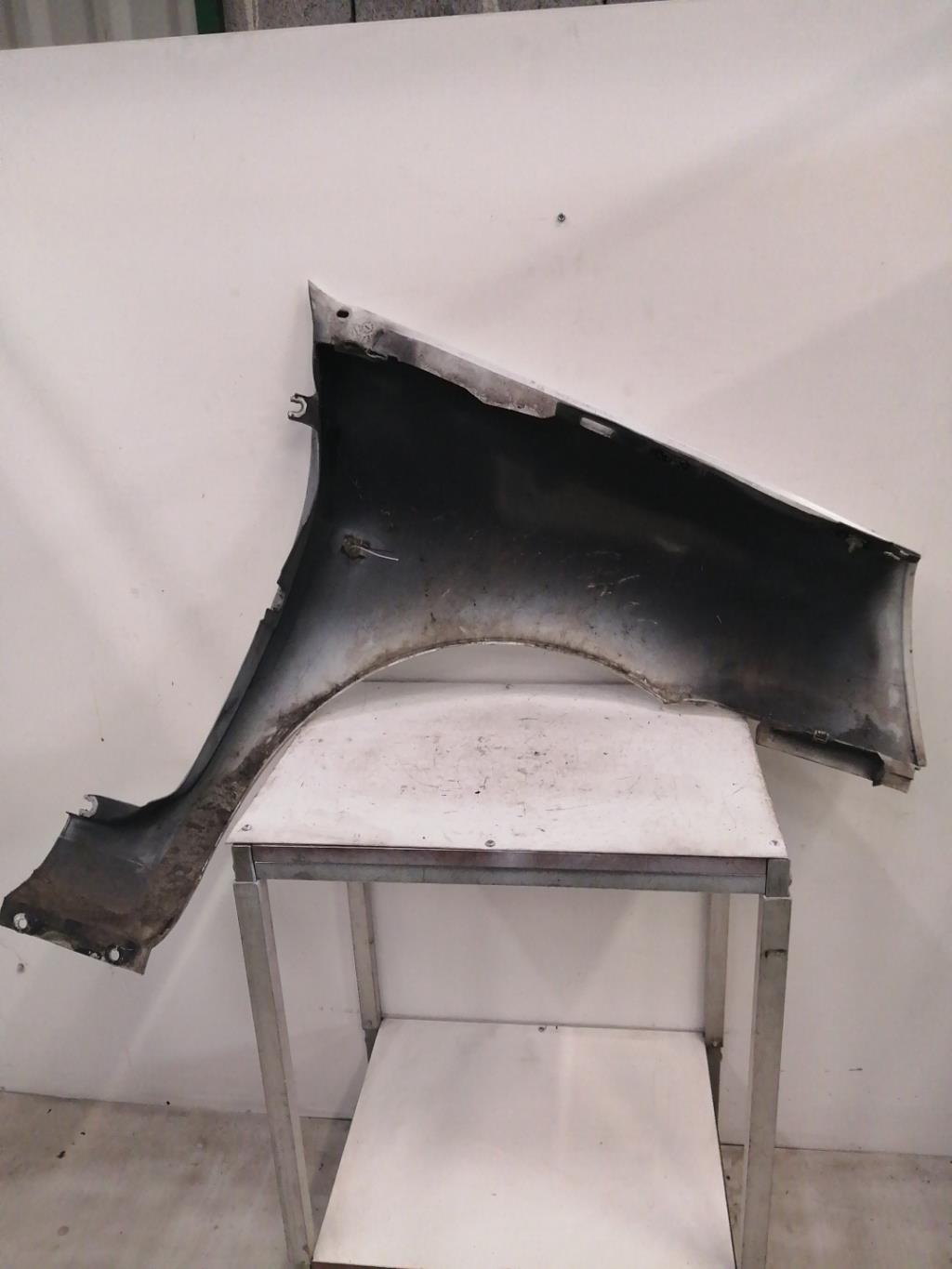 Aile avant gauche RENAULT CLIO 2 PHASE 2 Diesel - 1