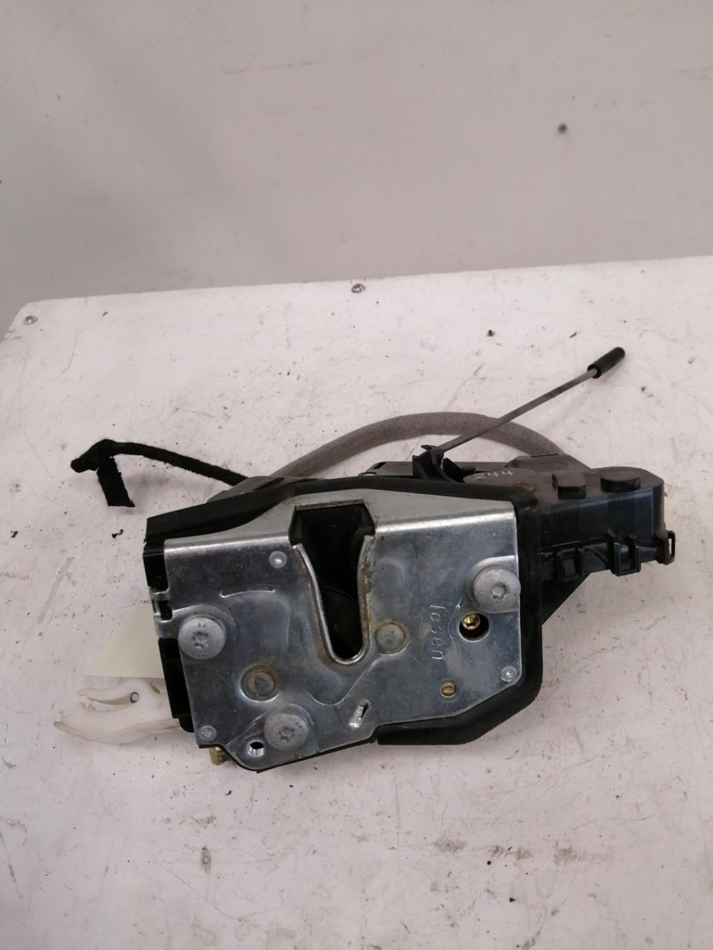Serrure avant droit BMW SERIE 3 E46 PHASE 2 Diesel - 1