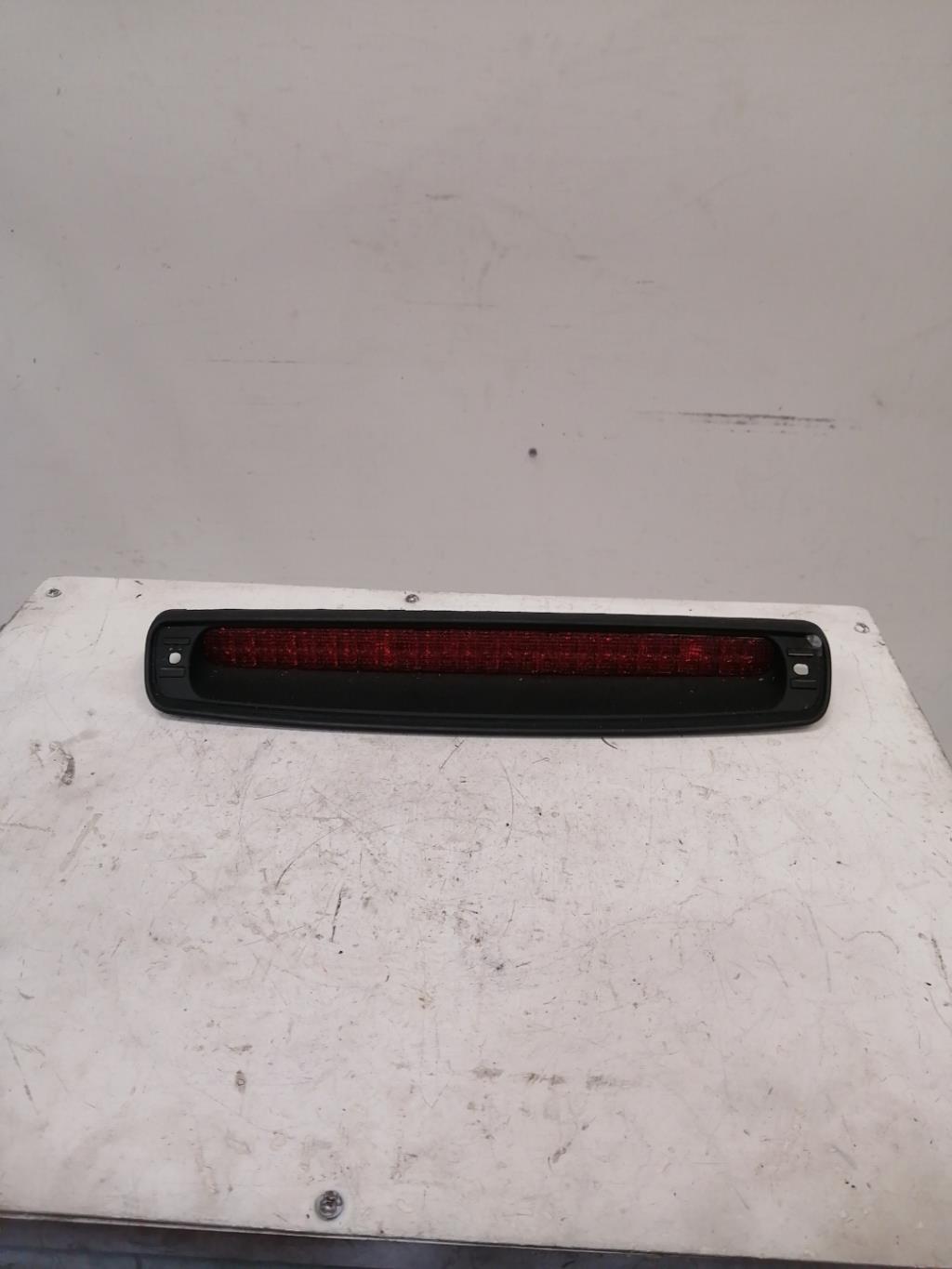 Feu arriere stop central HYUNDAI TUCSON 1 Diesel - 1