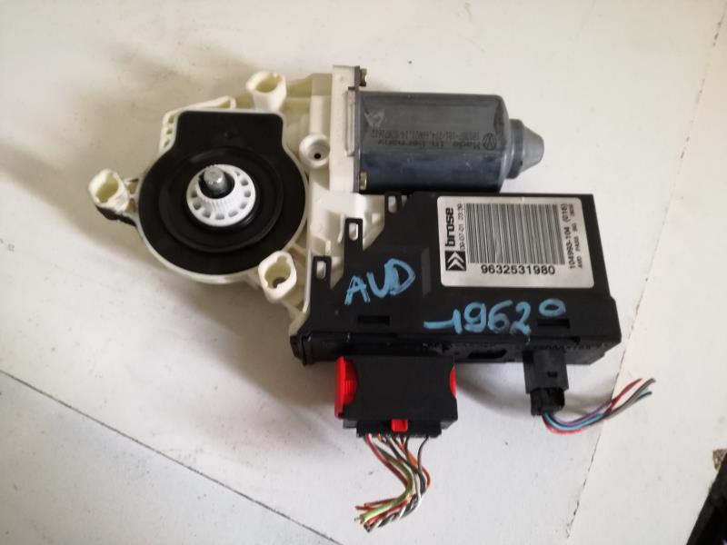 Motore alzacristalli anteriore destro CITROEN C5 1 PHASE 1 BREAK Diésel - 1