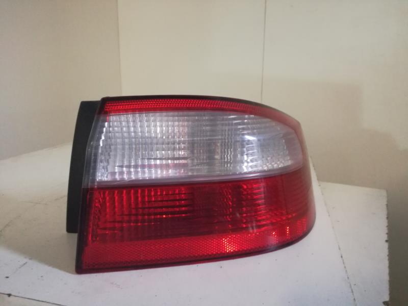 Fanale posteriore principale destro (luci) RENAULT LAGUNA 2 PHASE 1 Diésel - 1