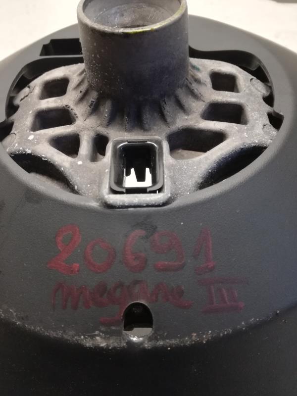 Volant RENAULT MEGANE 3 PHASE 1 BREAK Diesel - 1