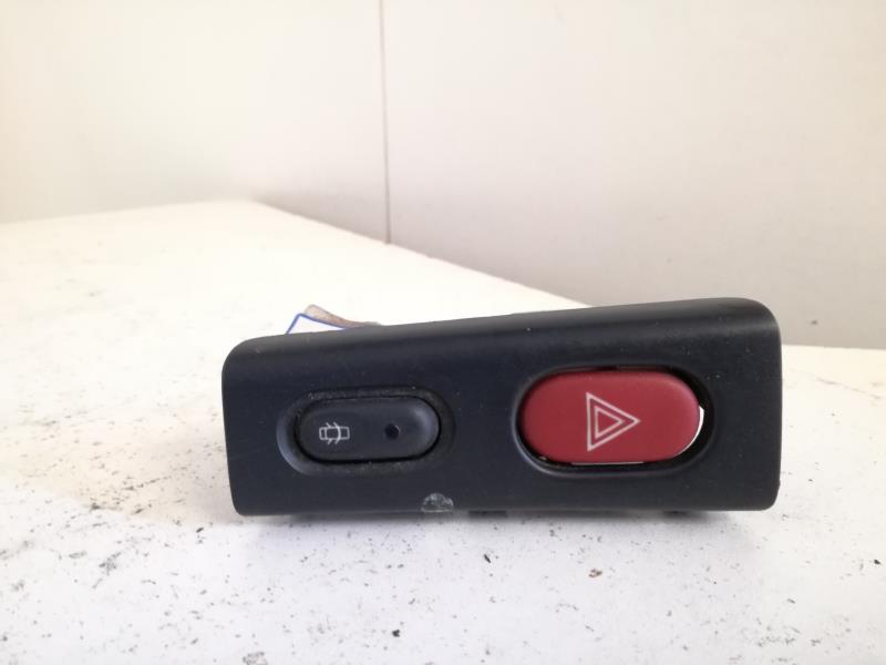Bouton de warning RENAULT LAGUNA 1 PHASE 2 Diesel - 1