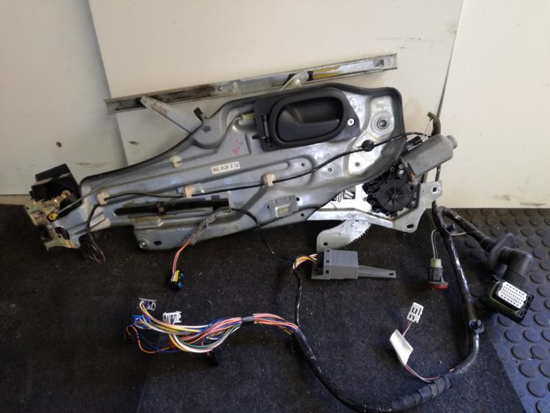 Alzacristalli elettrico anteriore sinistro RENAULT LAGUNA 1 PHASE 2 Diésel - 1