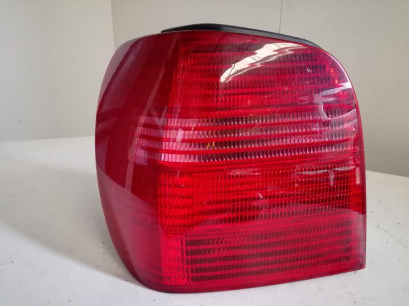Fanale posteriore principale sinistro (luci) VOLKSWAGEN POLO 3 PHASE 2 Gasolina - 1