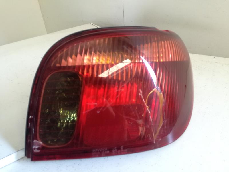 Fanale posteriore principale destro (luci) TOYOTA YARIS 1 PHASE 2 Diésel - 1