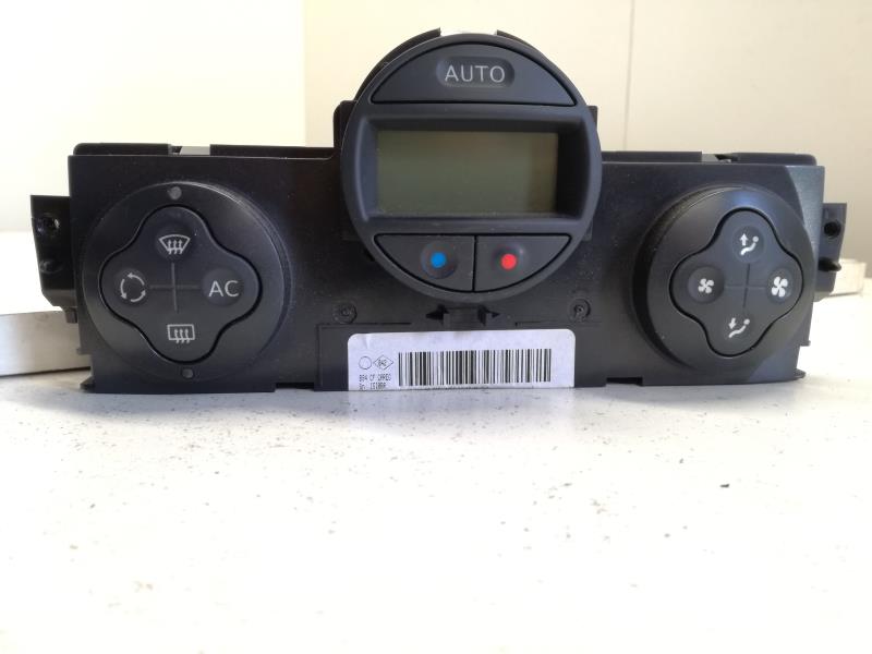 Commande chauffage RENAULT MEGANE 2 PHASE 2 Essence - 1