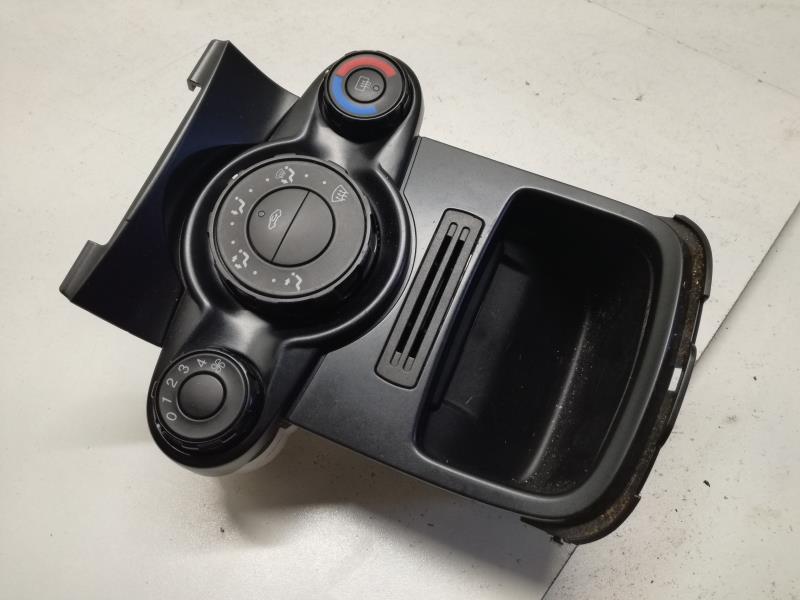 Commande chauffage FORD FIESTA 6 PHASE 1 Diesel - 1