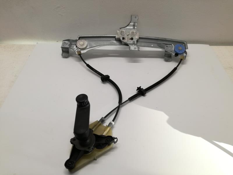 Alzacristalli manuale posteriore sinistro RENAULT CLIO 2 PHASE 1 Diésel - 1