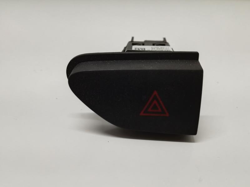 Bouton de warning RENAULT CLIO 4 PHASE 1 Diesel - 1