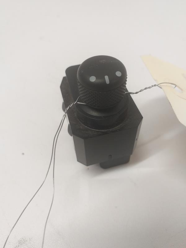 Commande retroviseurs SUZUKI SWIFT 3 Essence - 1