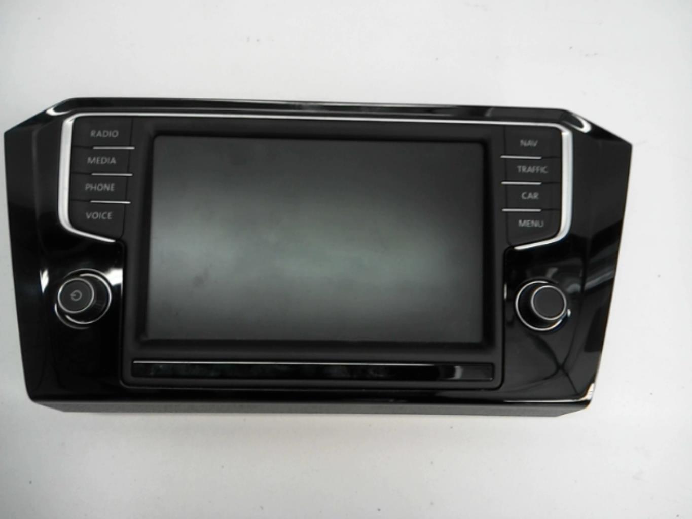 Ecran GPS VOLKSWAGEN PASSAT 7 PHASE 1 BREAK Essence/Hybride - 1