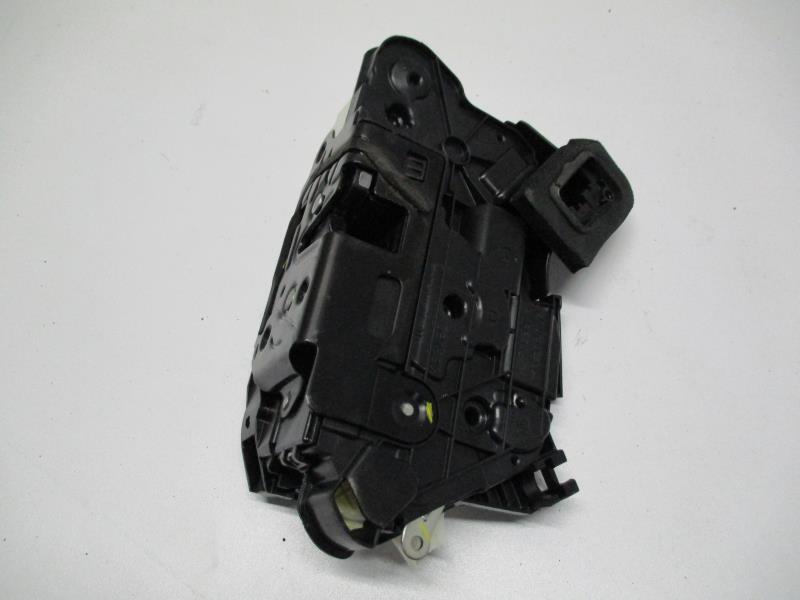 Serratura anteriore sinistra VOLKSWAGEN PASSAT 7 PHASE 1 BREAK Gasolina/Híbrido - 1